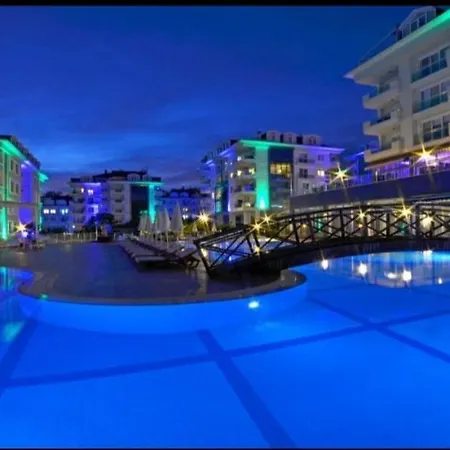 Exclusive Rooftop Penthouse アランヤ